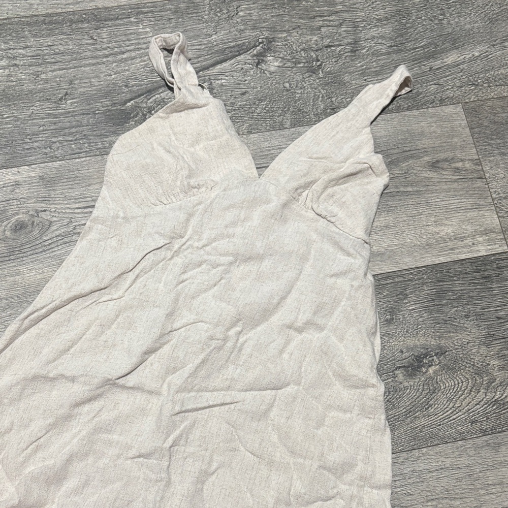 Elegant Cream Sleeveless Dress
